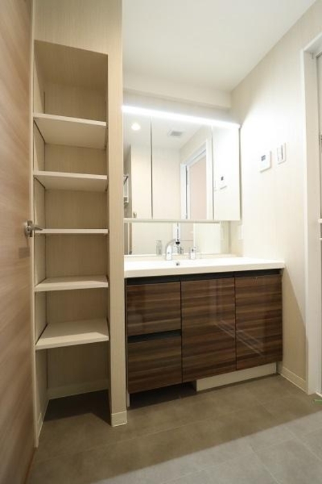 洗面設備　☆嬉しい独立洗面台☆