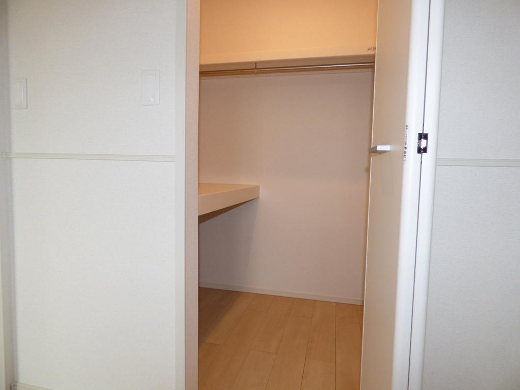 収納　室内写真は類似です