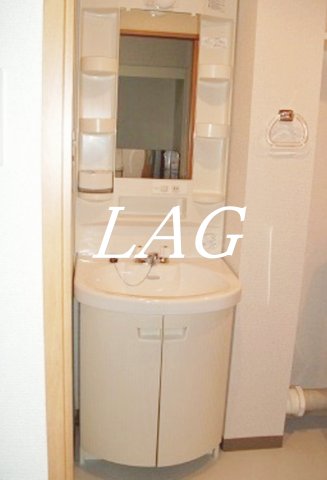 洗面設備　洗面台です。