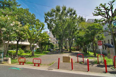 公園　上高井戸南公園（公園）まで590m