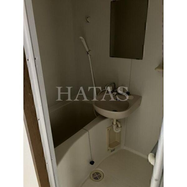 バス・シャワールーム　同物件別部屋です