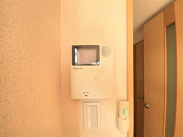 セキュリティ　モニター付きインターホン