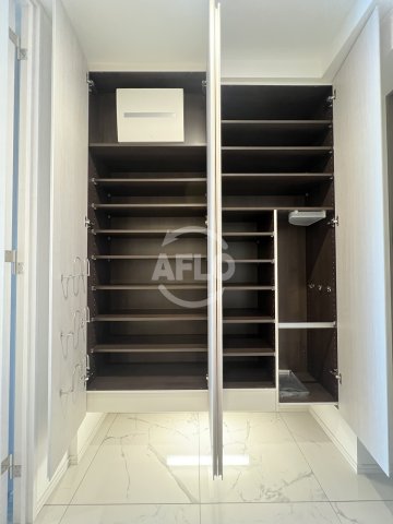 収納　Brillia Tower堂島　シューズボックス