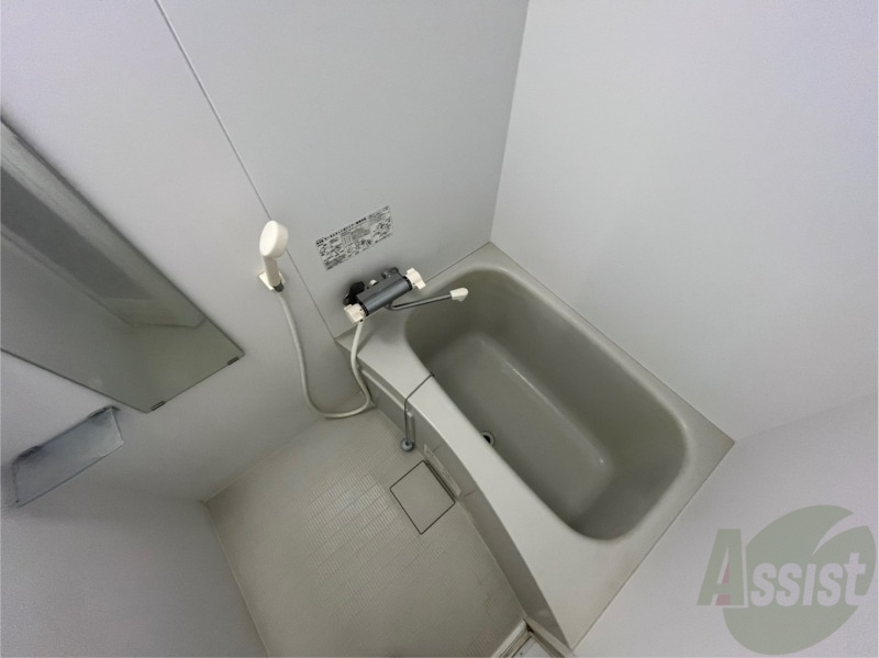 バス・シャワールーム　広いお風呂でゆっくり過ごせます！一日の疲れを癒してください！