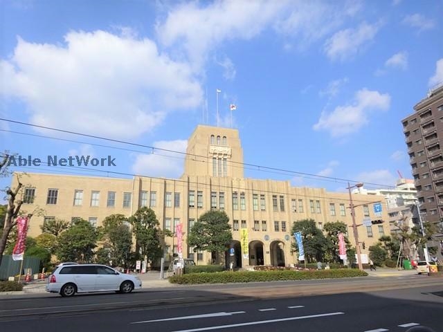 役所　鹿児島市役所（役所）まで400m