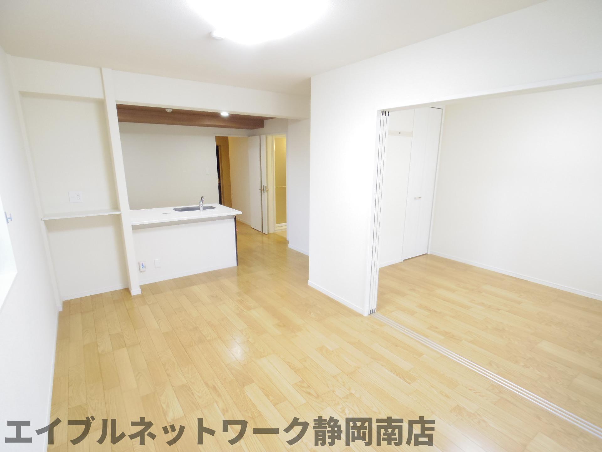 居室・リビング　居間です