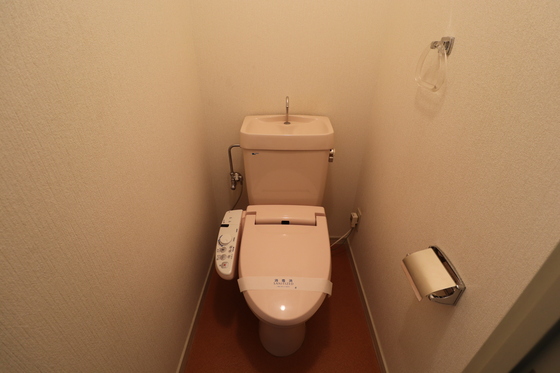 トイレ　※別部屋の写真です