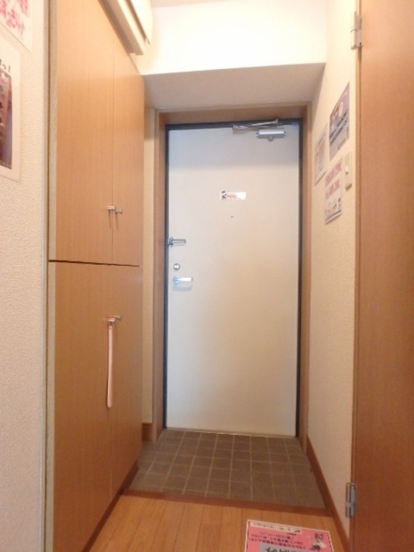 玄関　図面と現状に相違がある場合には現状を優先