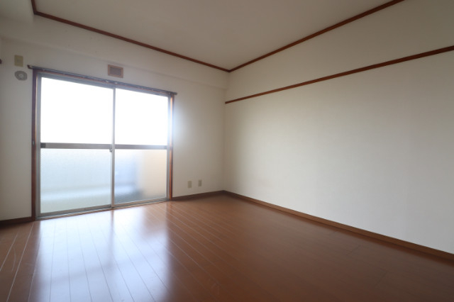 その他部屋・スペース　南向きで採光のとれたお部屋♪