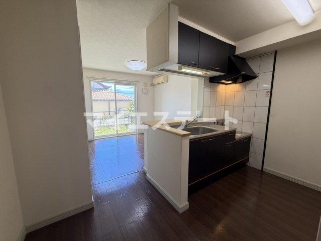 キッチン　別部屋写真
