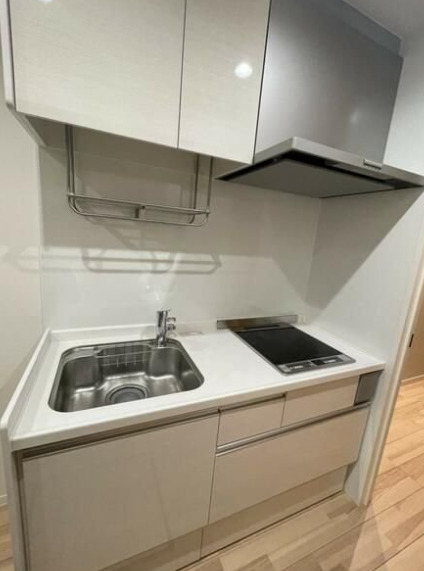 キッチン　別部屋の画像を使用しております。