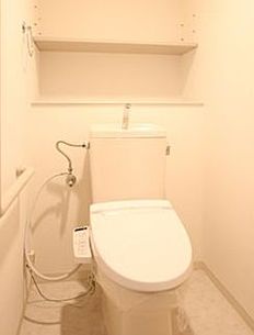 トイレ　ゆったりとした空間のトイレです