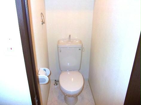 トイレ　室内写真は別部屋の写真です。