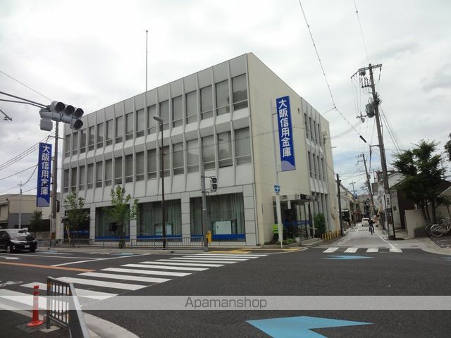 銀行　大阪信用金庫　泉大津支店（銀行）まで118m