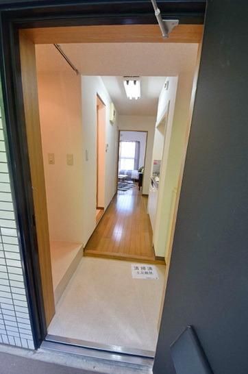 玄関　★お部屋探しは株式会社タウンハウジング東京まで★