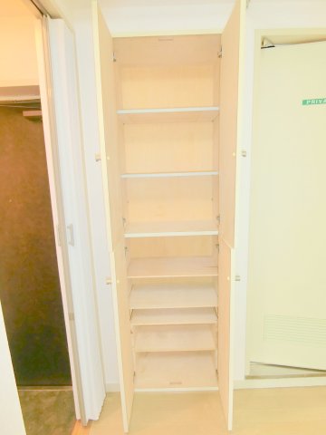 その他設備　玄関収納