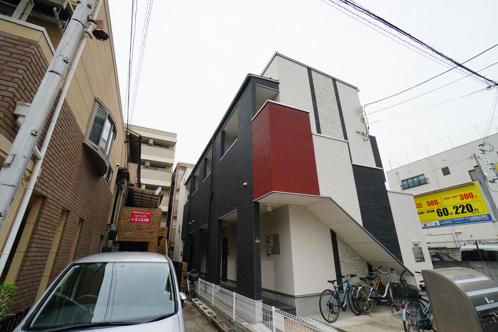 建物外観　☆仲介手数料不要です！☆お気軽にお問い合わせください♪