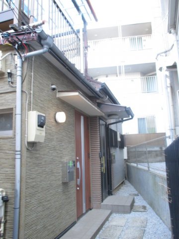 建物外観　お電話でお問い合わせを頂くとスムーズです♪