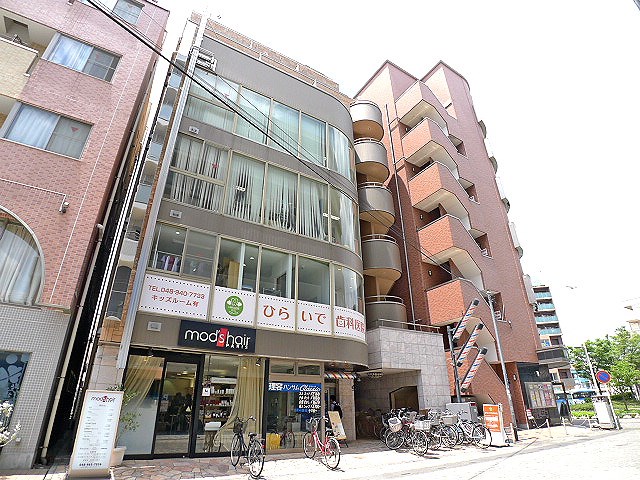 建物外観　井上ビルのご紹介は住まいの窓口　アソシエにお任せ下さい。