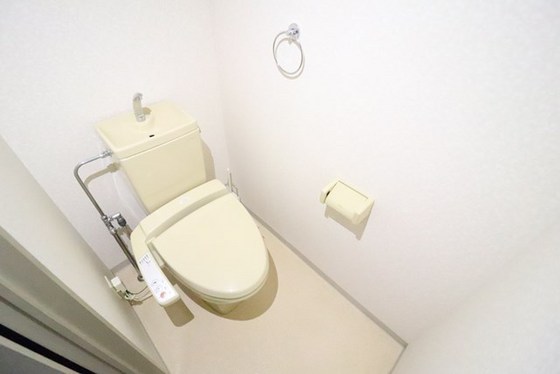 トイレ　※別部屋の写真です