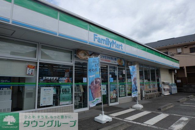 コンビニ　ファミリーマート東大泉六丁目店（コンビニ）まで580m