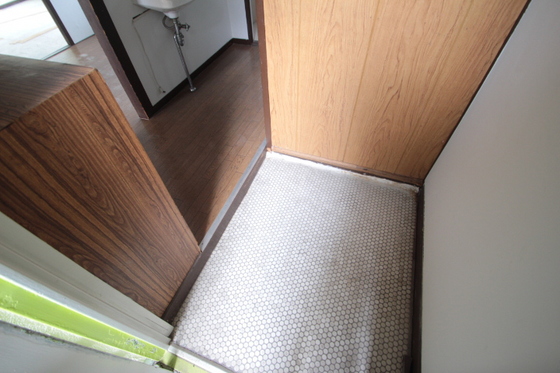 玄関　※別部屋の写真です
