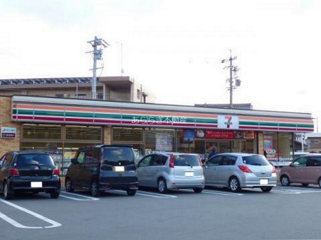 コンビニ　セブンイレブン浜松笠井町店（コンビニ）まで700m