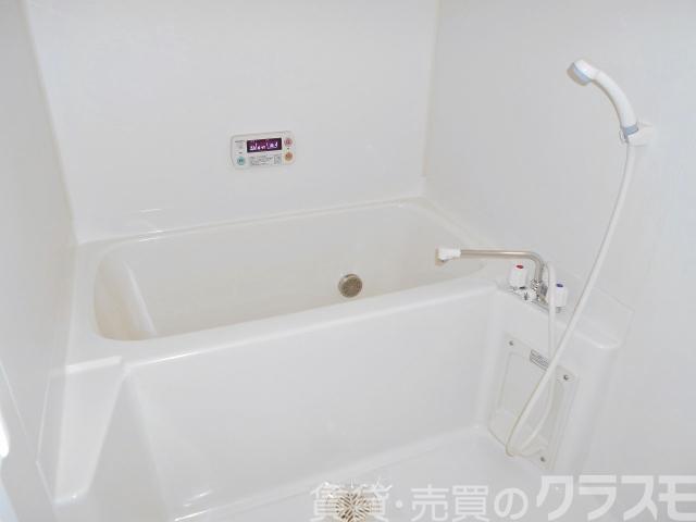 バス・シャワールーム　追い焚き有り♪