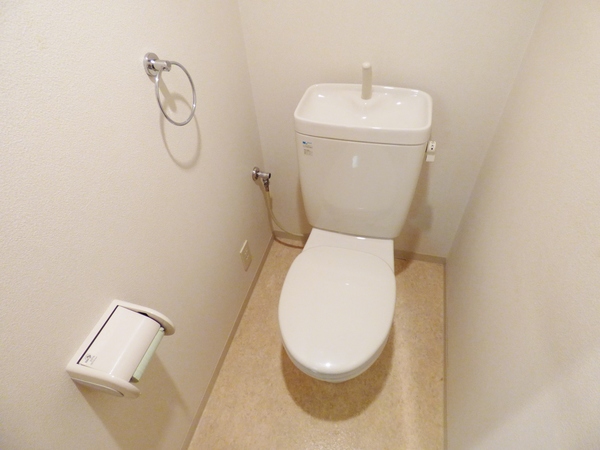 エスリード梅田西第3のトイレ写真