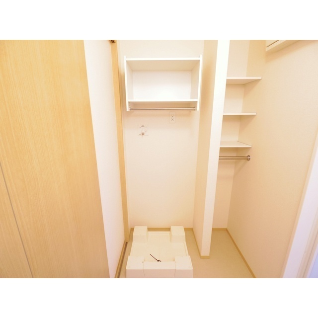 その他設備　洗濯機置場