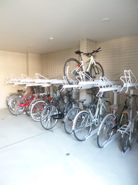 その他共有部分　★屋根付駐輪場★