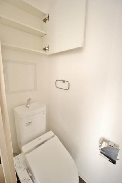 トイレ　写真は同タイプ住居です。