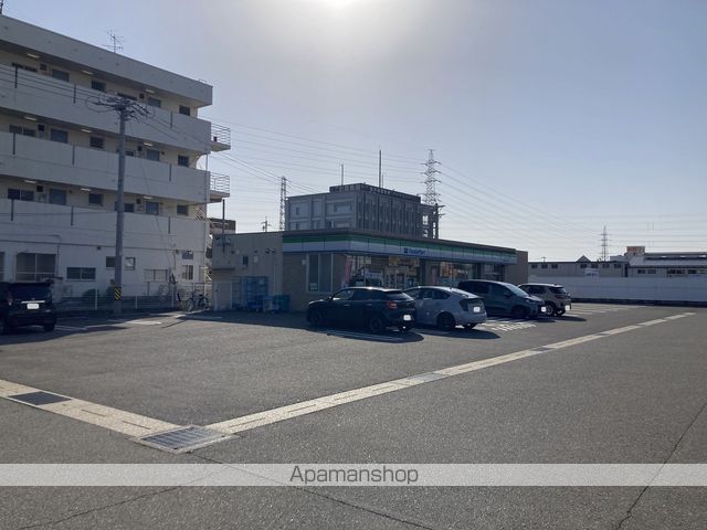 コンビニ　ファミリーマート茜部菱野一丁目店（コンビニ）まで644m