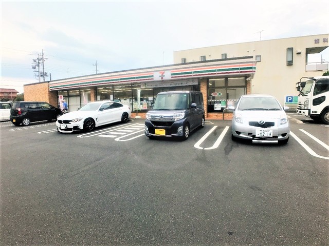 コンビニ　セブンイレブン竜ヶ崎出し山町店（コンビニ）まで268m