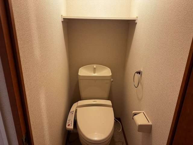 トイレ　備品や設備仕様は号室等により異なります現地をご確認下さい。