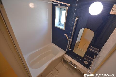バス・シャワールーム　追い炊き機能付きユニットバス