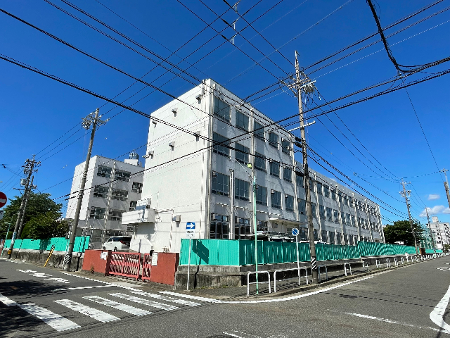 小学校　名古屋市立春田小学校（小学校）まで267m