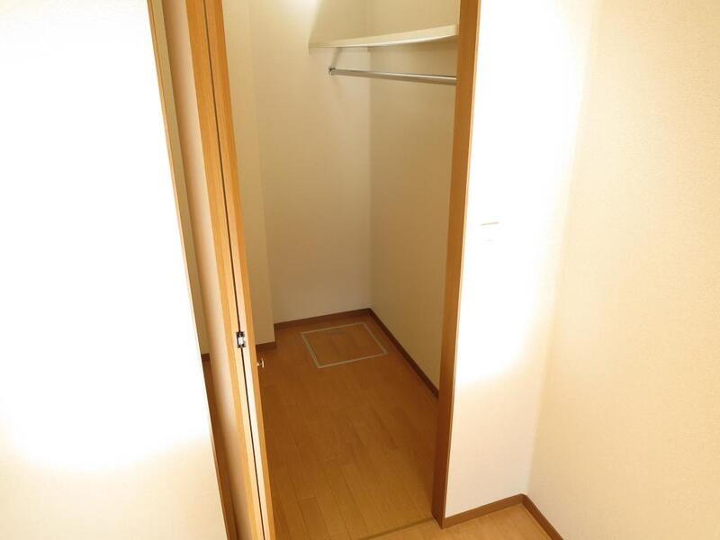 収納　大切な衣類を収納できるクローゼット