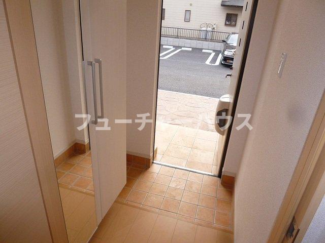玄関　落ち着いた玄関です