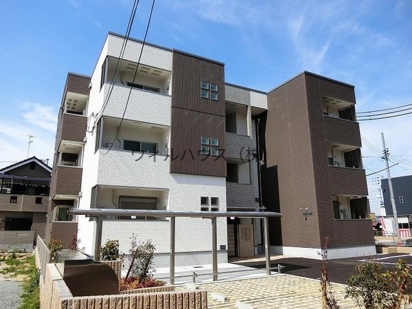 建物外観　駅近物件！