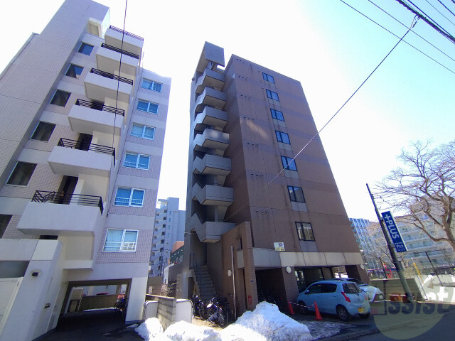 建物外観　札幌市北区北１１条西「ＫＯＹＡＳ６」