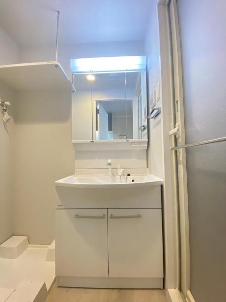 洗面設備　※同物件別室※