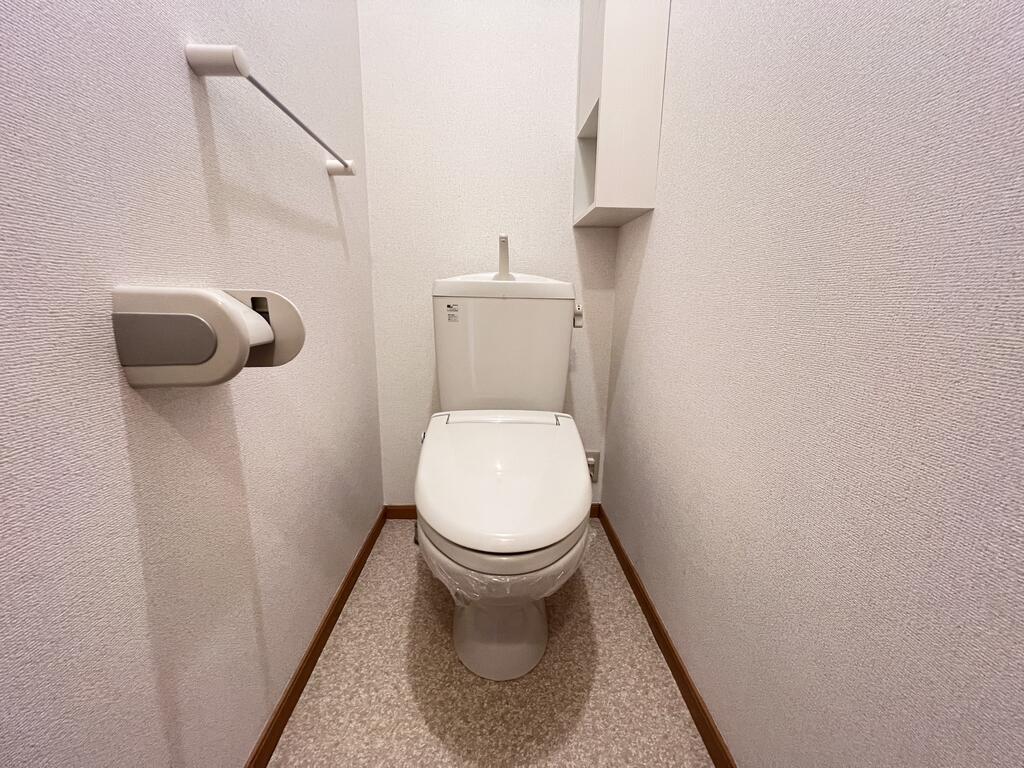 トイレ　落ち着くトイレスペースです◇