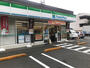 コンビニ　ファミリーマート 金沢富岡店（コンビニ）まで1384m