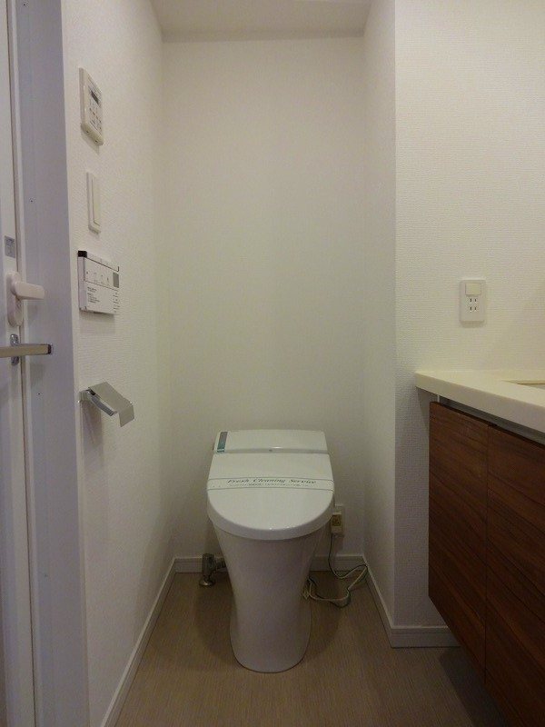 メイクスデザイン南青山のトイレ写真