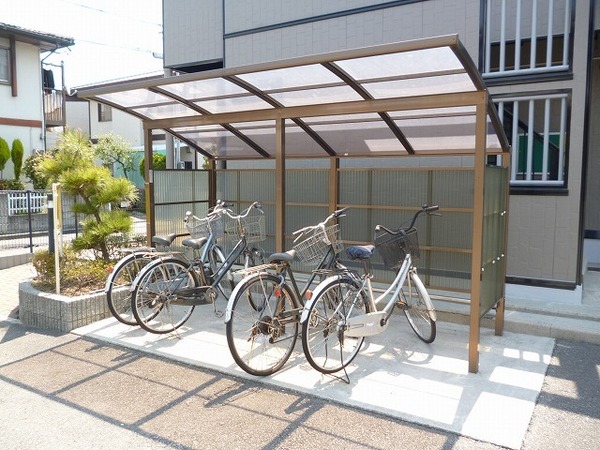 エントランス　駐輪場