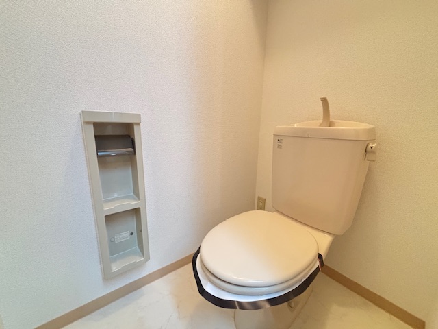 エクセレント淡路のトイレ写真