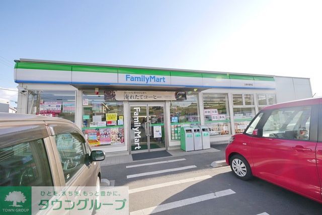 コンビニ　ファミリーマート入間木蓮寺店（コンビニ）まで799m