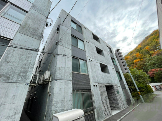建物外観　中央区南７条西「Ｌｅ　Ｓｏｌｅｉｌ　ｄｅ　Ｍａｒｕｙａｍａ」