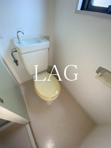 トイレ　トイレです。